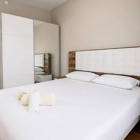 Апартаменты Elegant View Near Diamond Mall *